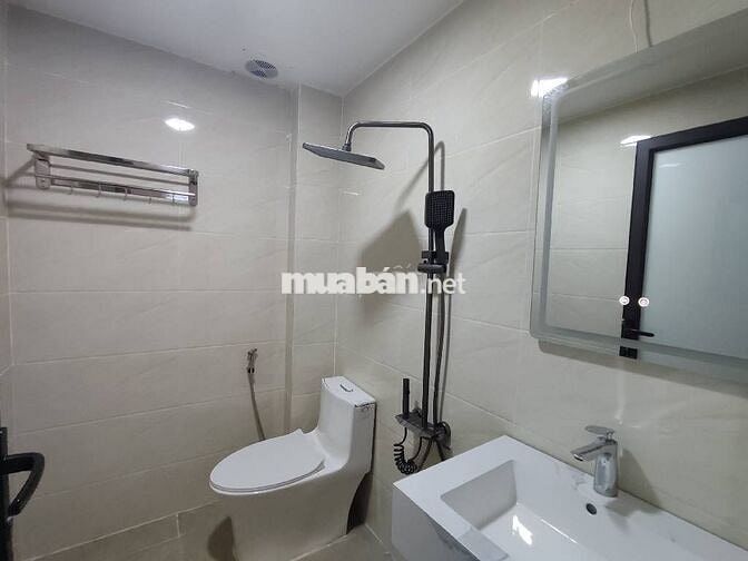 Nhà đẹp Lạc Trung-20m ra oto, full nội thất, ở ngay 53m x 5T, nở hậu