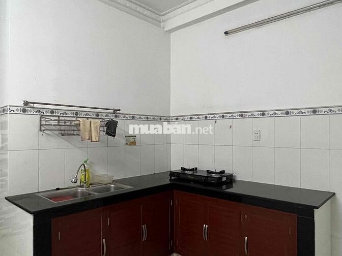 Nhà đẹp 4x11, 2 phòng ngủ 2 wc, hẻm VIP 201 Nguyễn Xí