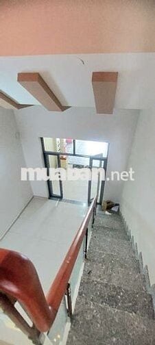 Nhà tx 48 gần trường hoc tô ngoc vân dt 121m giá 6tr