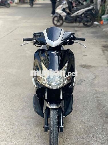Honda Air Blade xe chính chủ muốn bán
