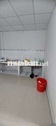 Nhà tx 48 gần trường hoc tô ngoc vân dt 121m giá 6tr