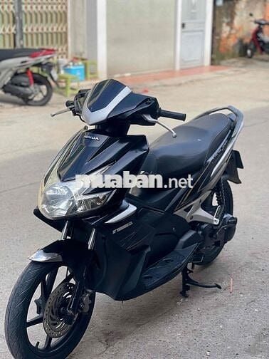 Honda Air Blade xe chính chủ muốn bán