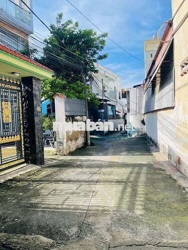 BÁN NHÀ HÓC MÔN - 2 TẦNG - DT KHỦNG - GIÁ RẺ