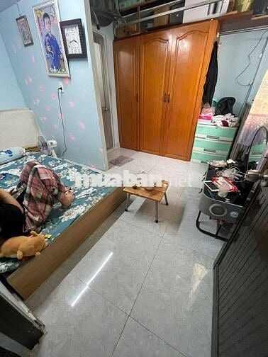 Bán Nhà 2 Mặt Tiền - 32m2 sàn - 64m2 sử  dụng - hơn 3 tỷ xíu thôi.