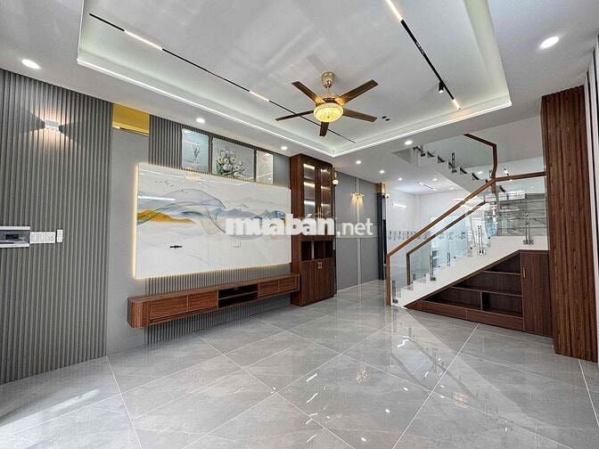 Nhà Mới Xây sổ hồng riêng, 2 lầu, 3phòng ngủ, sân thượng trước,