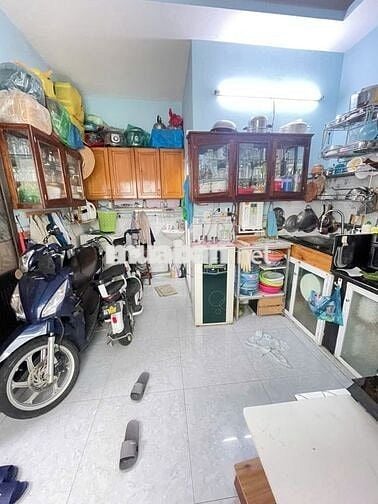 Bán Nhà 2 Mặt Tiền - 32m2 sàn - 64m2 sử  dụng - hơn 3 tỷ xíu thôi.