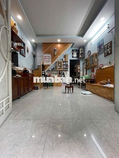 Bán Nhà 2 Mặt Tiền - 32m2 sàn - 64m2 sử  dụng - hơn 3 tỷ xíu thôi.