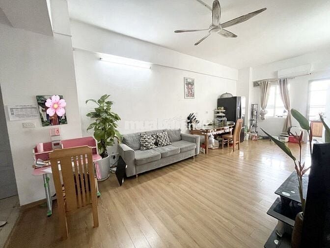 Bán căn hộ chung cư Học Viện Hậu Cần,104m²-3PN,view KĐTKhai Sơn,5.6 tỷ