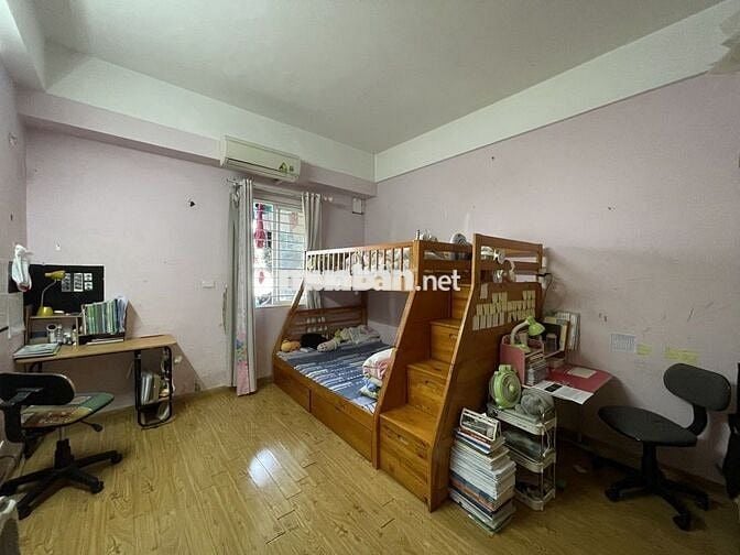 Bán căn hộ chung cư Học Viện Hậu Cần,104m²-3PN,view KĐTKhai Sơn,5.6 tỷ