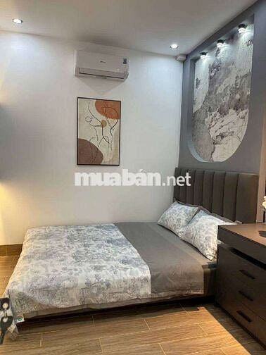 Nhà 4 Tầng Thang Máy, Xây Mới, Nội Thất Cao Cấp