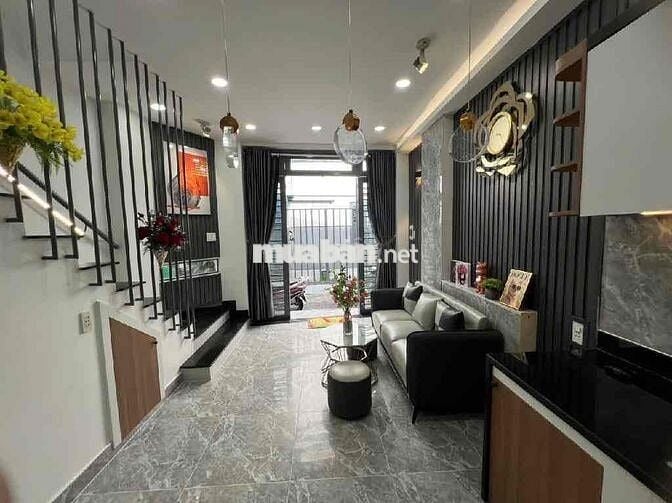 Nhà mới 3 tầng, ngay chợ An Nhơn, gò vấp