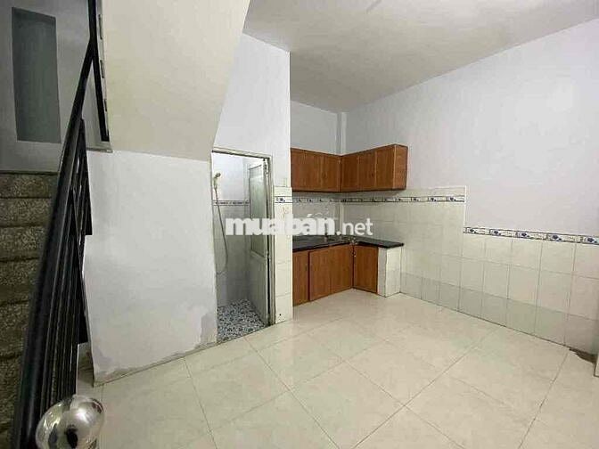 CẦN BÁN NHÀ 4 TẤM ĐƯỜNG LIÊN KHU 5-6