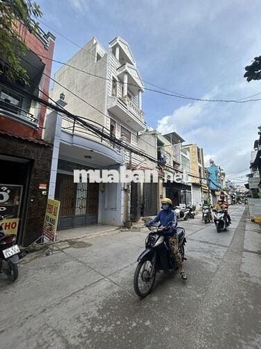 💎 Nhà 2 Mặt Tiền Bình Hưng Hòa – 3 Tầng BTCT– 3 WC, 3 Pn – Chỉ 8.8 Tỷ