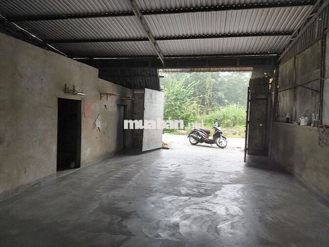 Cho thuê kho xưởng 350m2 khu CNghiệp Lê Minh Xuân 3, Huyện Bình Chánh