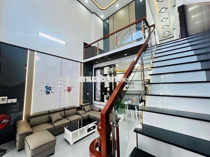 Bán nhà Gác Lững gần chợ Thạnh Phú, gần Trường học cấp 1 2 3