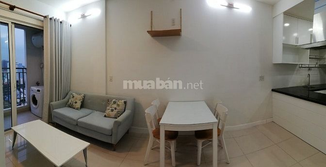 Định cư nên bán gấp căn hộ Galaxy 9, 2pn 2wc lầu cao, sổ hồng sẵn