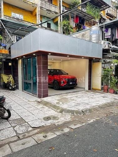 Bán Nhà Kinh Doanh, Ô TÔ, Quỳnh Mai 140m, giá 8,9 tỷ.