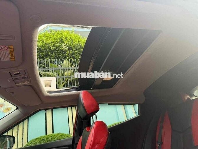 Hyundai Veloster GDi 3 cửa đời cuối 2011