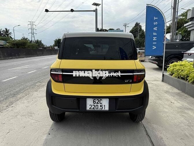 VinFast VF 3 màu Vàng