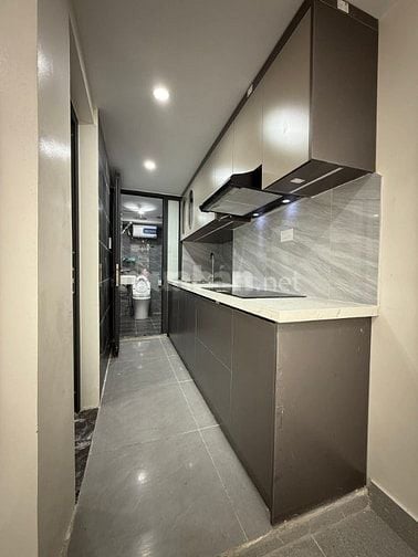 Bán Nhà Kinh Doanh, Ô TÔ, Quỳnh Mai 140m, giá 8,9 tỷ.