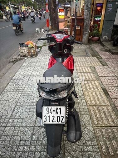 Honda Air Blade Đỏ đen chính chủ