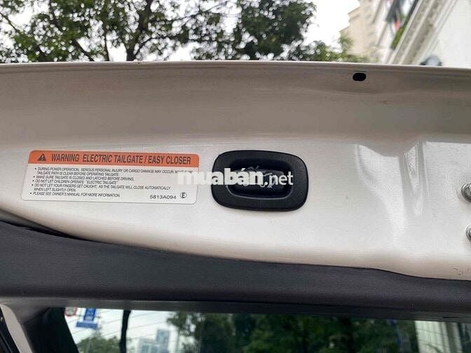 Mitsubishi Outlander 2018 2.4 Trắng