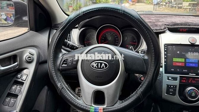 Kia Forte 2011 SX 1.6 AT - 125000 km