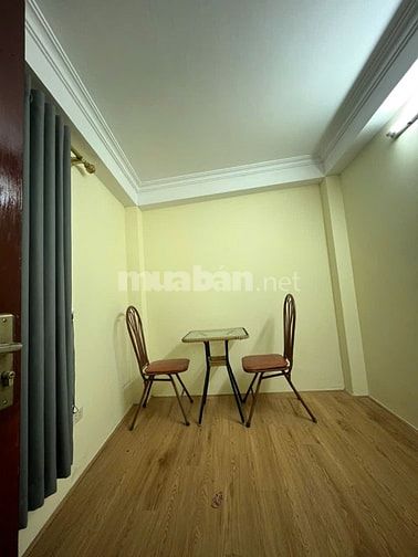 Chính chủ bán nhà 5 tầng, phố Xã Đàn - Đê La Thành, sổ đỏ chính chủ.