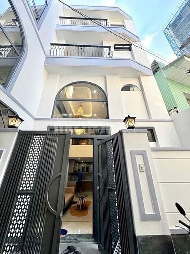 Nhà gần mặt tiền dường nguyên hồng