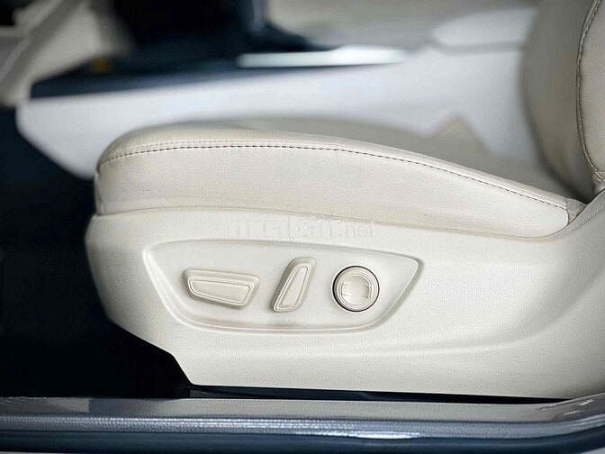 🚘 Toyota Camry 2.0Q 2022 - 1 chủ từ đầu - Siêu Đẹp