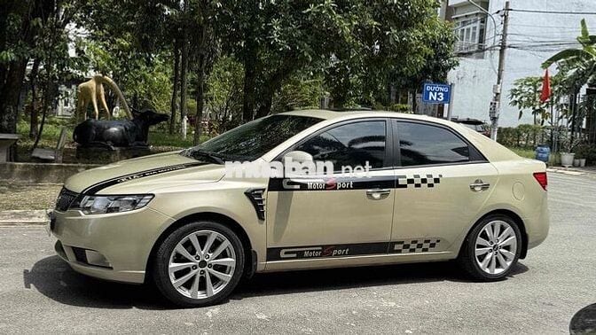 Kia Forte 2011 SX 1.6 AT - 125000 km