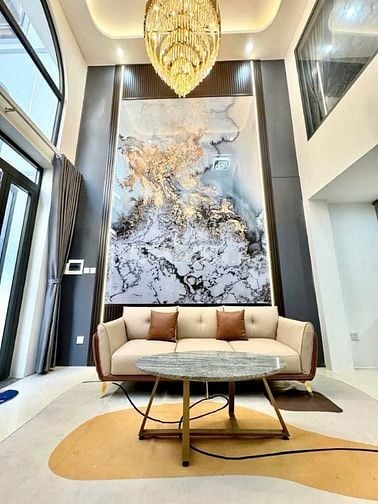 Nhà gần mặt tiền dường nguyên hồng