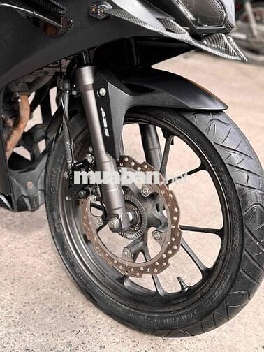 Cần bán Honda CBR150R 2020 Abs Biển SG 9 chủ