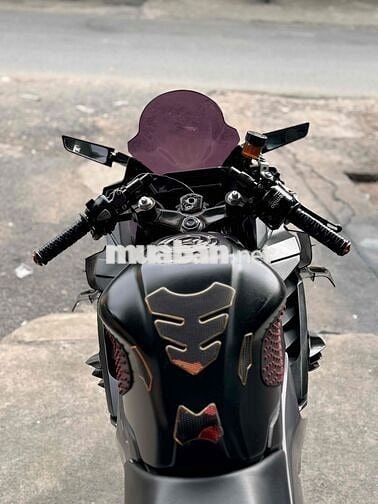 Cần bán Honda CBR150R 2020 Abs Biển SG 9 chủ