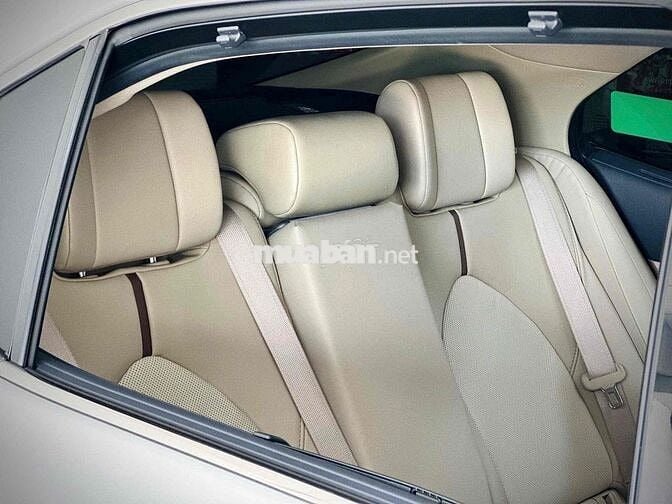 🚘 Toyota Camry 2.0Q 2022 - 1 chủ từ đầu - Siêu Đẹp