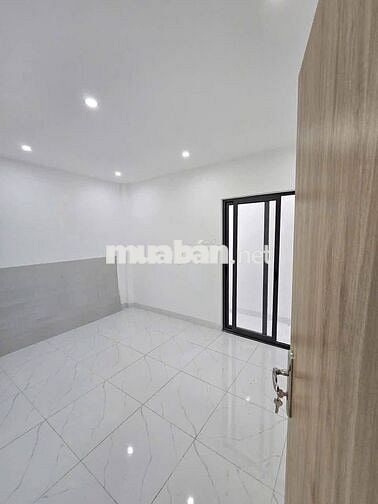 Sổ hồng 2025, Nhà Mới Chưa Ở, Tỉnh Lộ 10, 1 tỷ 850 thương lượng !!!