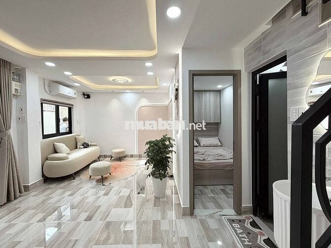 🔥NHÀ ĐẸP FULL NT - GẦN CHỢ BÀ CHIỂU -  3 PN - VÀI BƯỚC RA MẶT TIỀN🔥