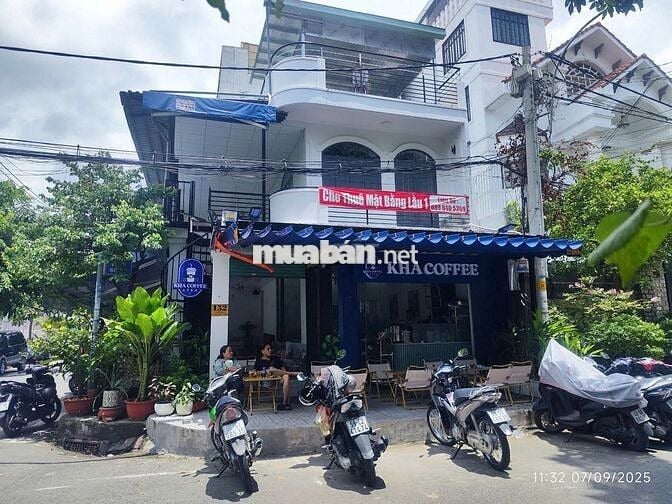 Cho thuê phòng tại tầng 1, căn góc số 152 đường số 39, quận 7