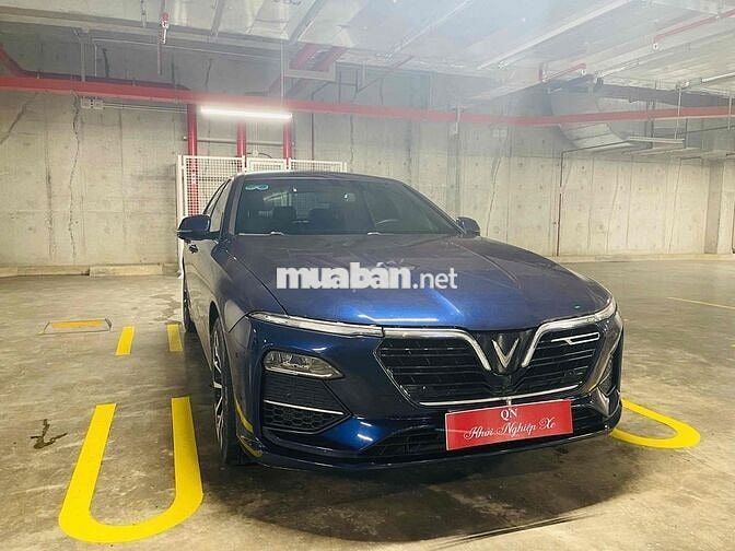 VinFast Lux A2.0 2019 Premium 2.0 AT - 75000 km
