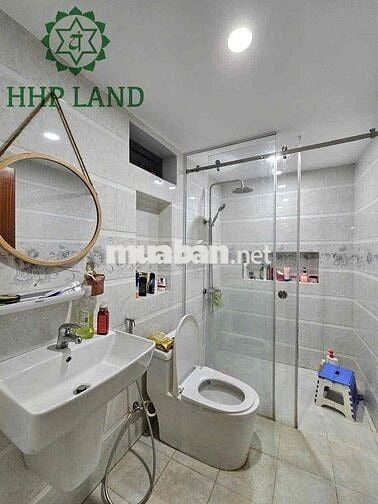 Cho thuê nhà gác lửng đẹp, gần chợ Biên Hoà, 2PN, sân rộng rãi.