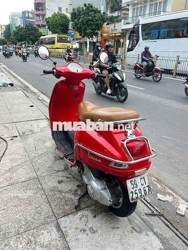 Piaggio vespa LX 2012 mới 90% Bstp chính chủ