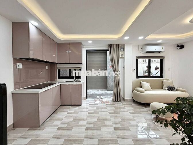 🔥NHÀ ĐẸP FULL NT - GẦN CHỢ BÀ CHIỂU -  3 PN - VÀI BƯỚC RA MẶT TIỀN🔥