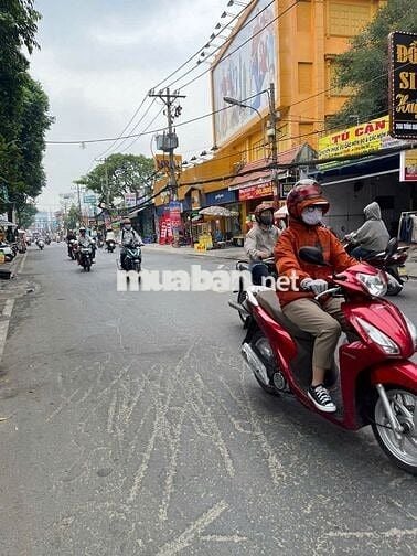Cho thuê nhà mặt tiền đường Quang trung 4,5x20m 2L vị trí kd sầm uất