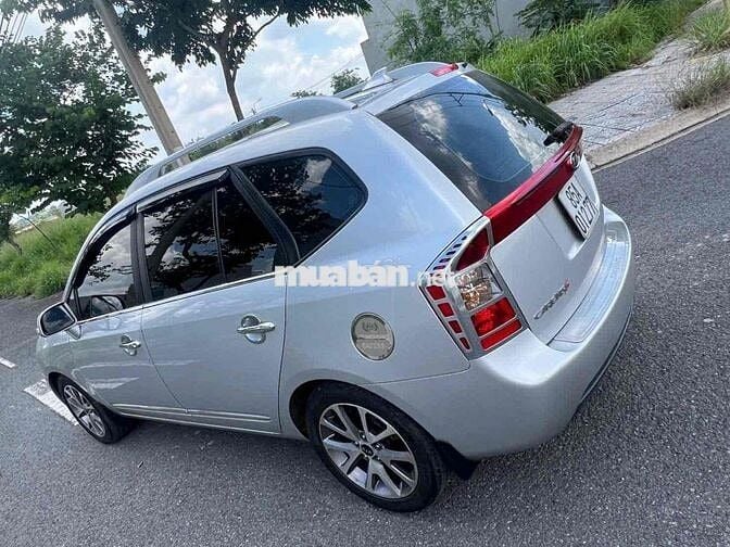 Kia Carens 2014 S 2.0 MT - 79 km