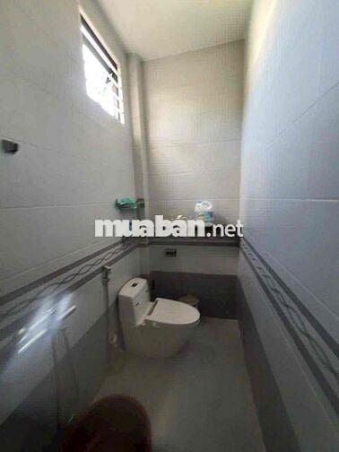 Nhà mặt tiền kinh doanh nguyễn ái quốc, full nội thất