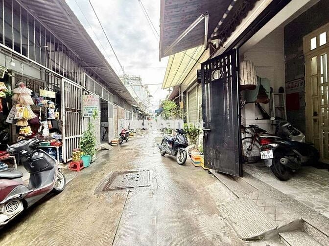 NHÀ 3 TẦNG NGUYỄN VĂN QUÁ KHU HIẾM NHÀ BÁN QUẬN12