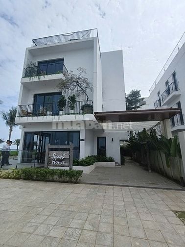 Biệt thự mặt biển LH: 0343876669