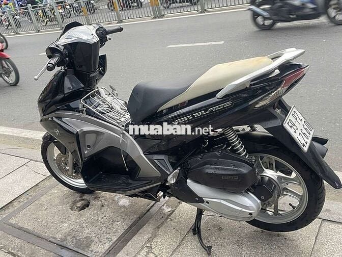 Honda air blade 2017 mới 90% Bstp chính chủ