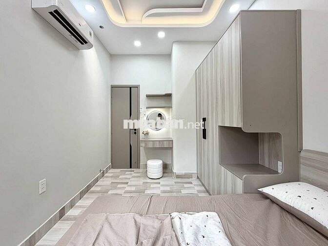 🔥NHÀ ĐẸP FULL NT - GẦN CHỢ BÀ CHIỂU -  3 PN - VÀI BƯỚC RA MẶT TIỀN🔥