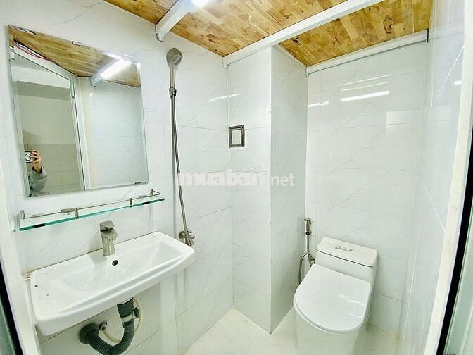 CHO THUÊ PHÒNG TRỌ - NGAY CHỢ BÌNH THÀNH - CÓ SẴN NỘI THẤT !!